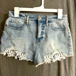 Wild fable light wash jeans shorts with lace accents